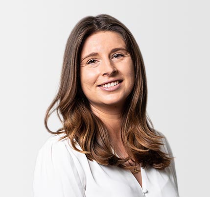 Eloise Turton is an Executive Managing Director at Martley Capital Group. She oversees Investor Relations, including the management of existing investors, the onboarding of new investors,