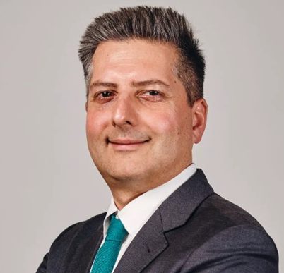 Oliver Shah is the award-winning Business Editor of the Sunday Times and one of the most respected national commentators on business and the high street. He was named business journalist of the year at both the Press Awards and London Press Club Awards in 2017 for his investigation into Sir Philip Green.